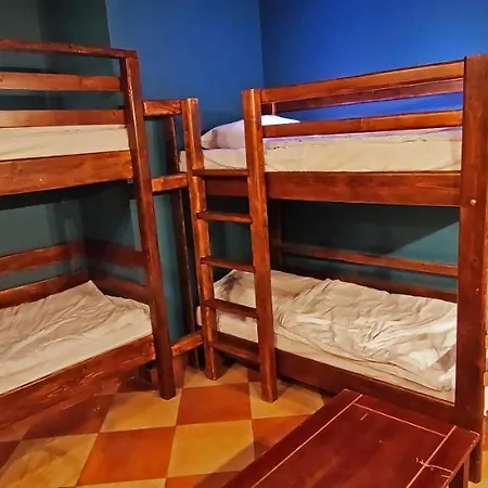 Villa Red Rose לינה וארוחת בוקר *