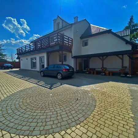 לינה וארוחת בוקר Villa Red Rose